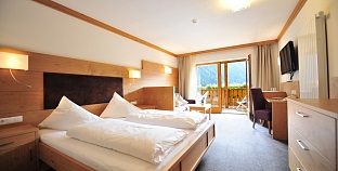 Zimmer mit Halbpension Südtiroler Dolomiten<br>
