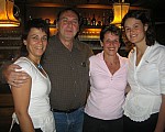Karin und Helmut mit Martina und Silvia